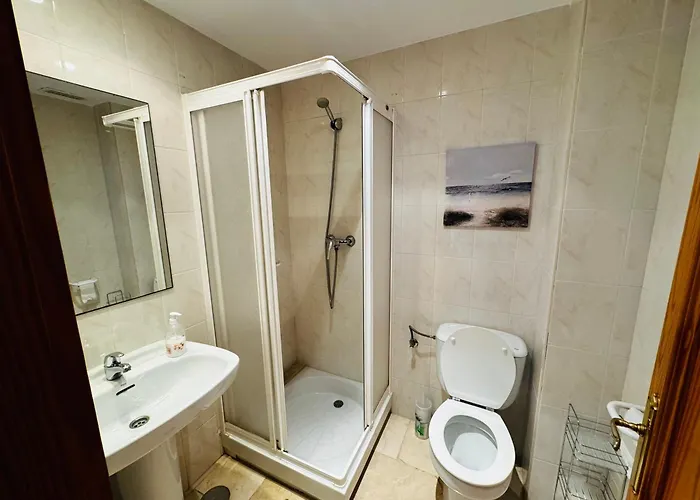 Puerto Marina Bay * إِستيبونا