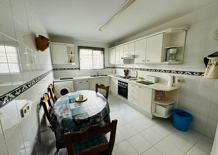 شقة Puerto Marina Bay *