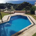 Puerto Marina Bay Εστεπόνα
